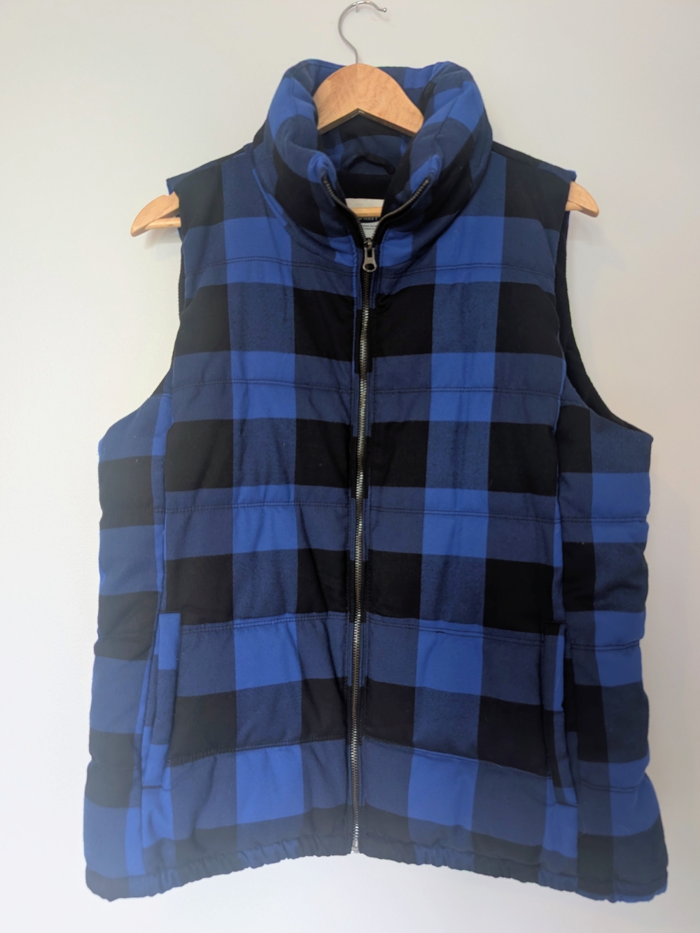 Old Navy Blue and Black Plaid Puffer Vest - Women